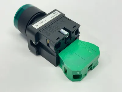 GCX3202-24L | Automation Direct  Momentary Pushbutton 22mm Green Illuminated 24V - Used