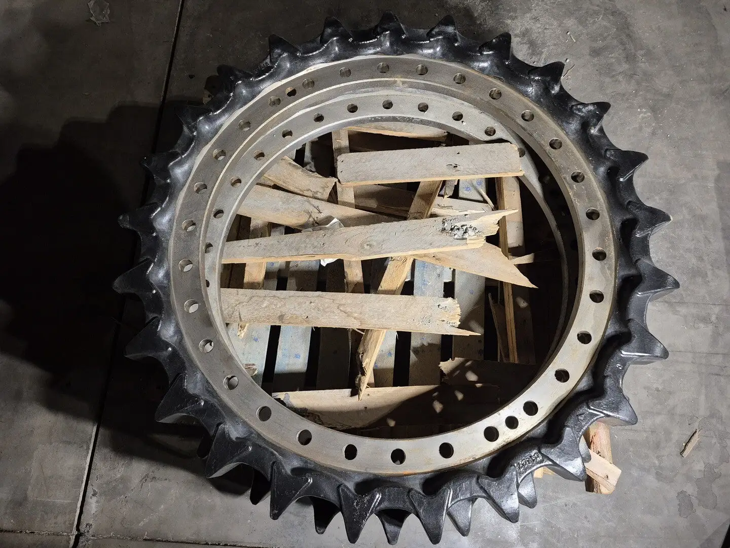 NEW ESCO R7618000M01