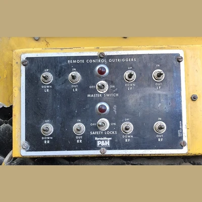 USED 1975 P&H T-300