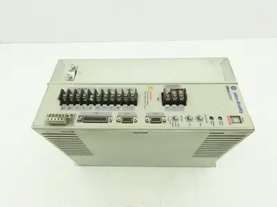 Allen Bradley 2098-DSD-HV100X-DN Ultra 3000 Servo Drive 3Ph Series B FW. V1.53