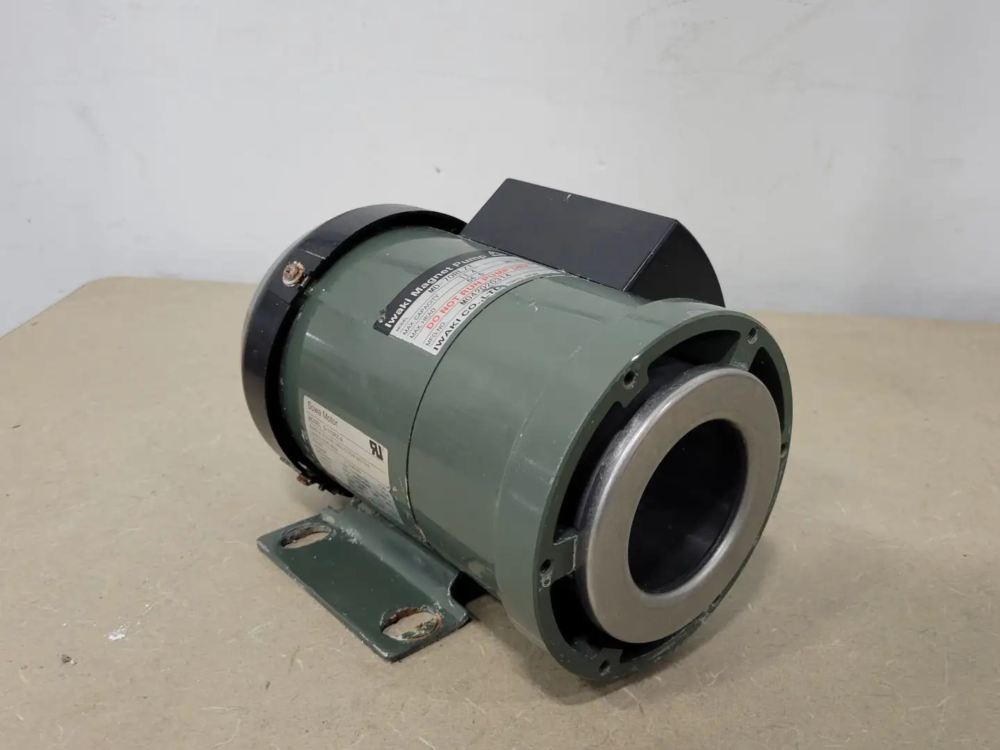 Used IWAKI MD-70RLZT Parts (Hydraulics and Pneumatics) British Columbia CA | Lenmark #256637