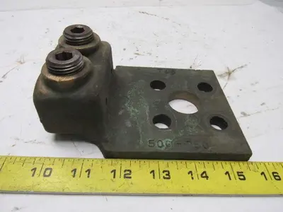 T&B Thomas & Betts Double Barrel Lug Connector For Conductor 500-750