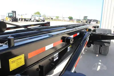 Used 2027 MACK MD7 Hooklifts & Roll-Offs Texas US | Roll Off Truck World #1491922