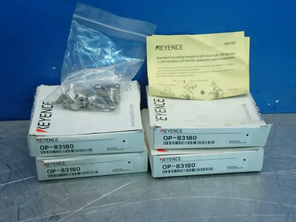 NEW KEYENCE OP83180