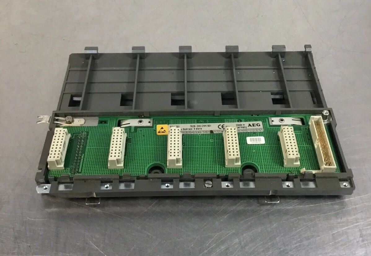 AEG DTA 201 7628-042.244 801 Secondary Subrack 5 Slots. 3D-1