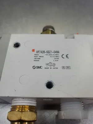 SMC VP742R-5DZ1-04NA 24VDC 1.75W Solenoid Valve. 6D-14