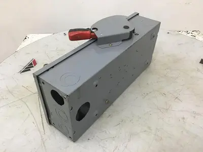 USED SQUARE D HU363 SER F1