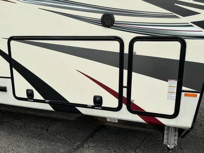 Used 2019 HEARTLAND BIG COUNTRY 3806RKD Campers, Caravans, Motorhomes Michigan US | Miedema Asset Management Group #1334395