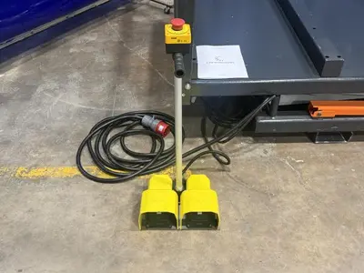 Canmaksan Machinery Model HL2030 Hydraulic Scissor Lift