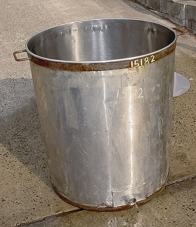 Used 100 GALLON BATCH TANK 100 GALLON Stainless Steel Tanks New Jersey US | Champion Trading Corporation #895525