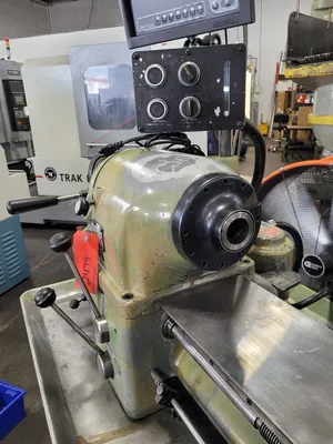 HARDINGE BROTHERS HLV-H Lathes, Toolroom | Machinery Central (8)