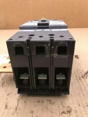 GE SFHA36T0250 250 Amp 3 Pole Current Limiting Molded Case Circuit Breaker 600V