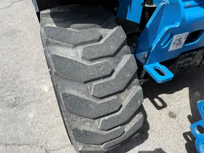 USED 2018 GENIE GTH-5519
