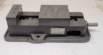 Used KURT D60 - 6" Misc Industrial Equipment Kentucky US | Aucto #687864