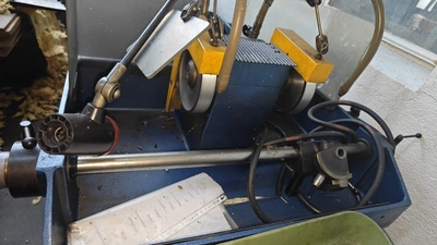 AGATHON Tool & Cutter grinder, in good condition