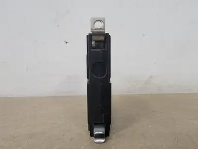 USED SQUARE D QO130