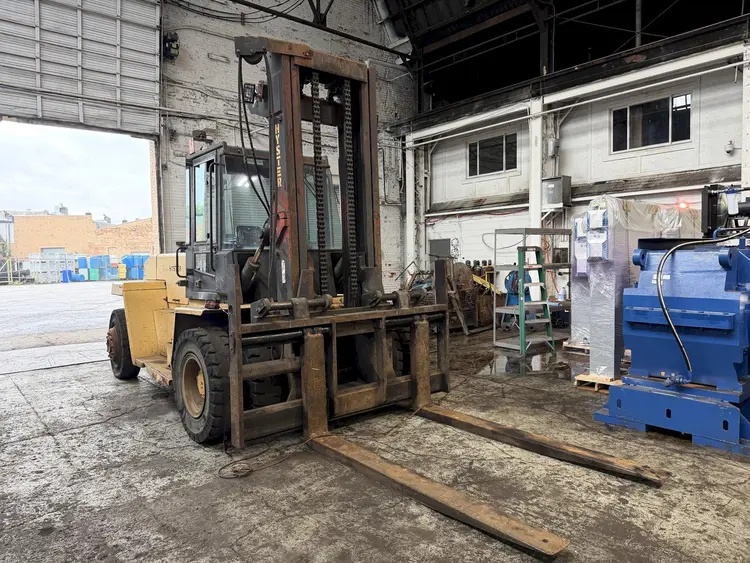 Used HYSTER 360 Internal Combustion Forklifts: Pneumatic Tire Ohio US | G-2000, Inc. #1475845