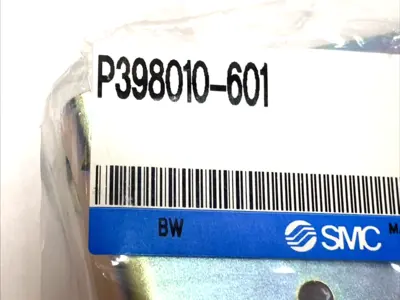 NEW SMC L-BRACKET LOT OF 2