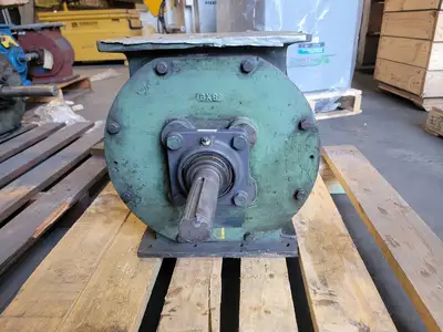 8" x 8" Rotary Airlock Valve