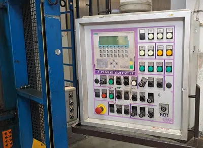 Used 1992 LOIRE 3000 KN Hydraulic Presses CZ | Amaron s.r.o. #1065215