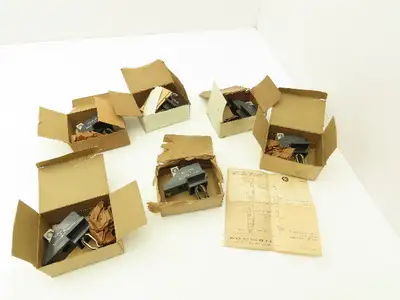 Westinghouse 2528D04G03 Bus Plug Neutral Stab Kit 110A 300VAC  Lot of 6