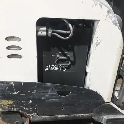 USED 2019 CROWN RR5725-45