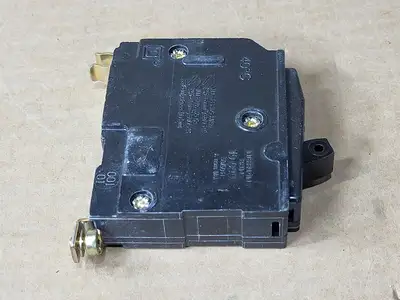 Used SQUARE D QOB120 Switchgears British Columbia CA | Lenmark #1438679