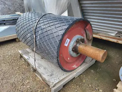 Idler Roll 115 mm Shaft 44 in. Face 25 in. OD