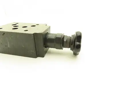 Rexroth ZDR10VP4-20/200YM Hydraulic Pressure Relief Valve 2900 PSI