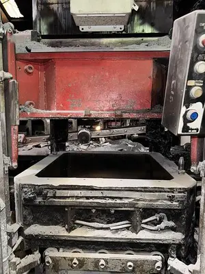 USED 1996 HUNTER HMP-32E 30X32