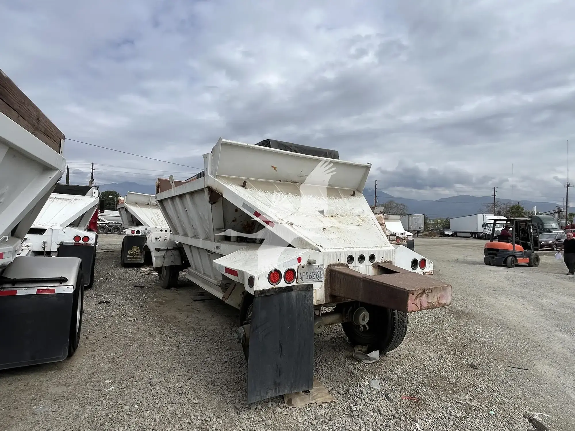 Used 1990 FRUEHAUF _UNKNOWN_ Dump Trailers California US | Lillo Machinery #1403810