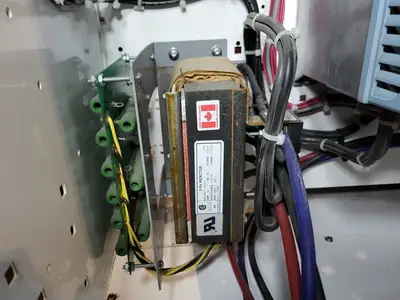 Used EATON SVX025A1-5A4N1 Switchgears British Columbia CA | Lenmark #240329