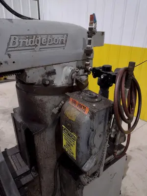 1 HP BRIDGEPORT SERIES I VERTICAL MILL / MILLING MACHINE: STOCK #20698