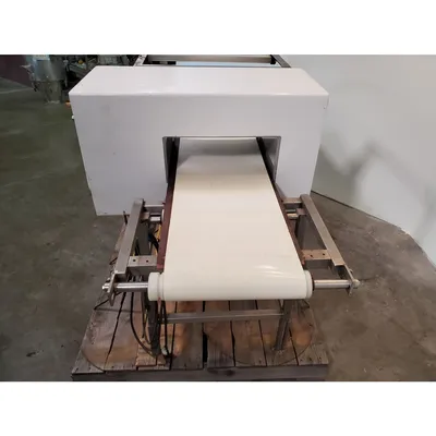 Used Goring Kerr Metal Detector Tektamet Conveyor - 15.75" X 6.5"