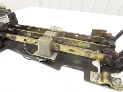 Yale Hydraulic 2-Spool 2 Lever Forklift Mast Control Valve Assembly Off ERC080