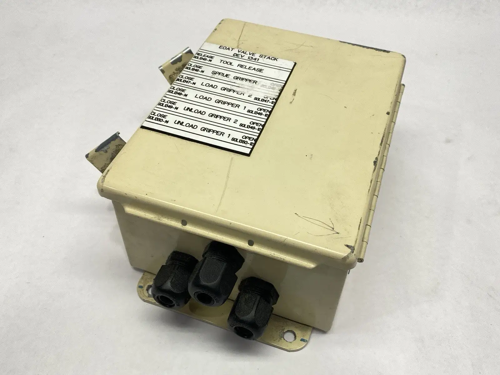 USED HOFFMAN CONTINUOUS HINGE ENCLOSURE CLAMPS CH TYPE 12 8X6X3.50"