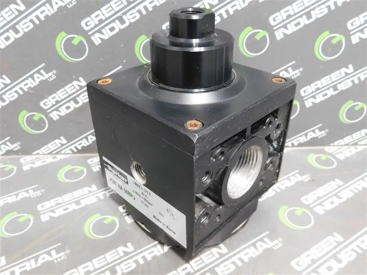 Used PARKER P3N RA 98BPJ Air Pressure Regulators Wisconsin US | Green Industrial #683630