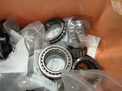 Bearings/tool Holder