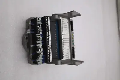 GIDDINGS & LEWIS M.1300.7372 R1 Input Module 24VDC SINK/SOURCE STOCK 645-D