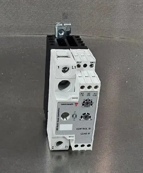 Used Carlo Gavazzi CARLO GAVAZZI RGC1P60V30EA 4C Relays & Switches South Carolina US | Palmetto Automation #1503029