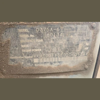 USED 2011 KOMATSU D375-6