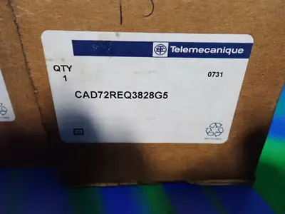 USED SCHNEIDER ELECTRIC CAD72REQ3828G5