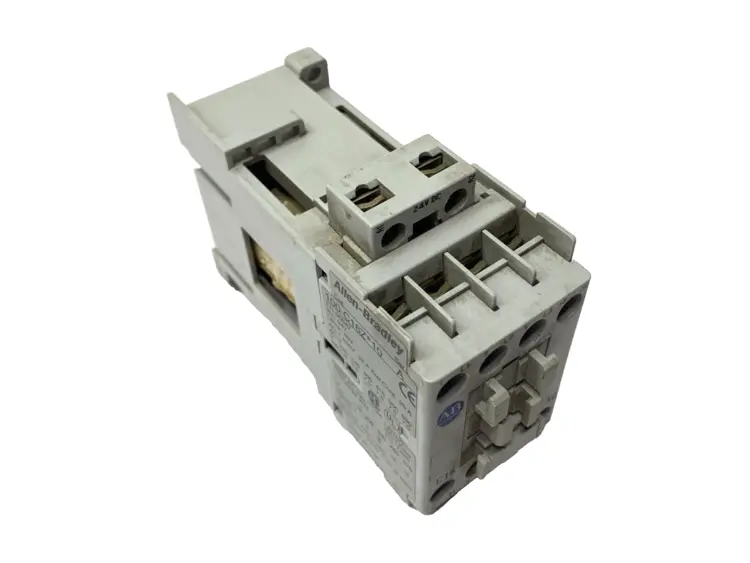 Used ALLEN-BRADLEY IEC CONTACTOR 3-POLE 16A PLC Contactors | Maverick Industrial Sales #1105397