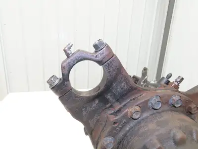 Toyota L12640 Forklift Left Front Drive Axle & Motor Assembly 5-Lug Off 8FBE15U