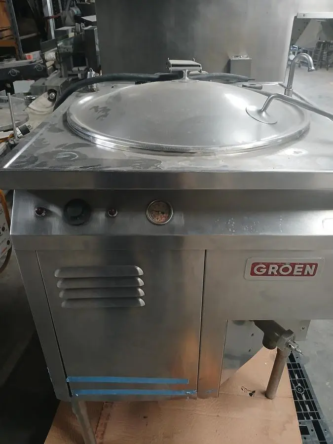 USED 1964 GROEN EM2‑40