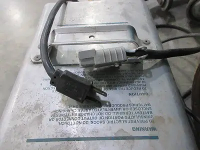 TENNANT 5680 FLOOR SCRUBBER