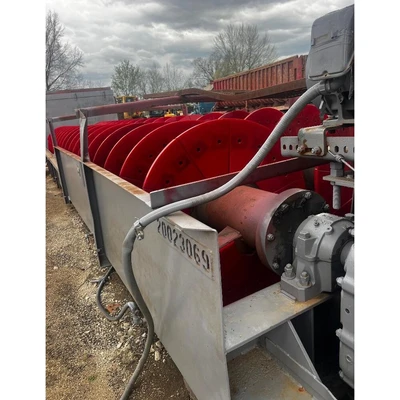 USED MCLANAHAN 44X33-0