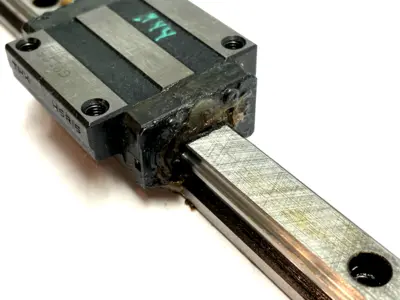 Used THK HSR15R2M+950LM Linear Guides Michigan US | Maverick Industrial Sales #1464005