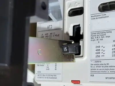 Used EATON SVX002A1-5A4N1 Switchgears British Columbia CA | Lenmark #240153