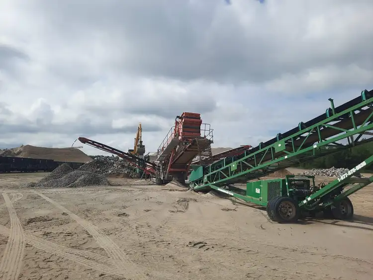 Used 2017 McCloskey J45 Jaw Crushers New Hampshire US | Zadoon Equipment #1480754